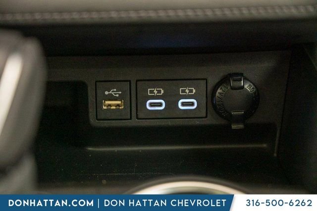 Used 2023 Toyota Highlander XLE image 12