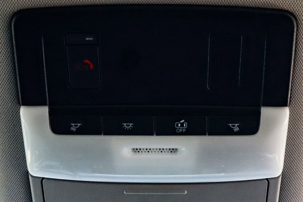 Used 2024 Nissan Rogue SV image 19