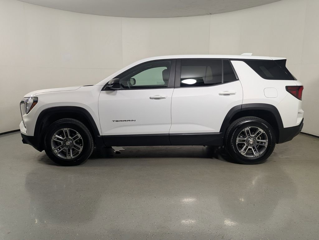 Used 2026 GMC Terrain Elevation image 4