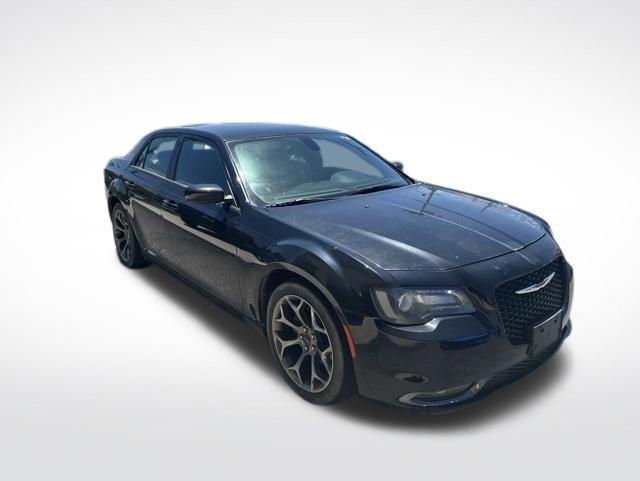 Used 2017 Chrysler 300 S RWD image 7