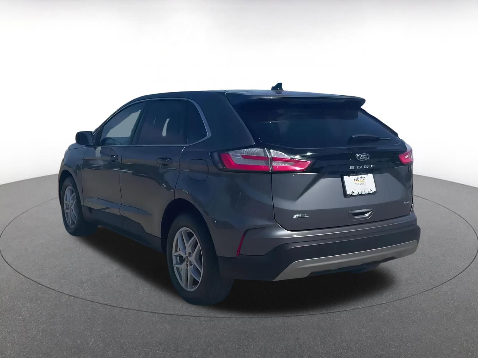 Used 2024 Ford Edge SEL image 11