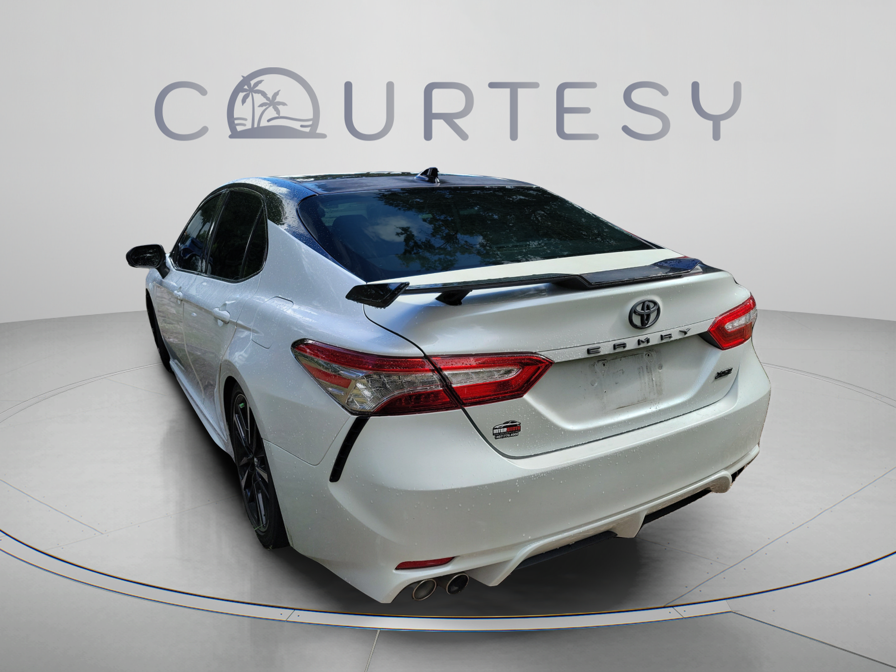 Used 2019 Toyota Camry XSE FWD image 10