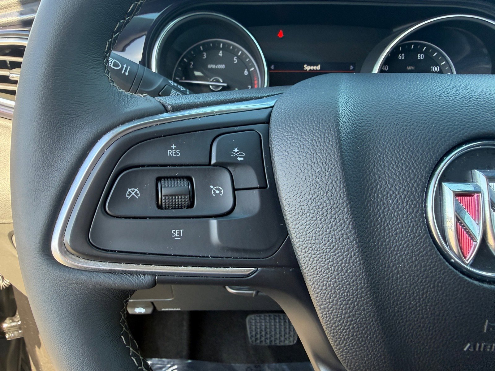 Used 2023 Buick Encore GX Select w/ Safety Package II image 14