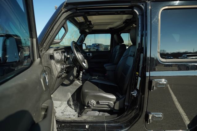 Used 2022 Jeep Wrangler Unlimited Sahara 4xe w/ Cold Weather Group image 12