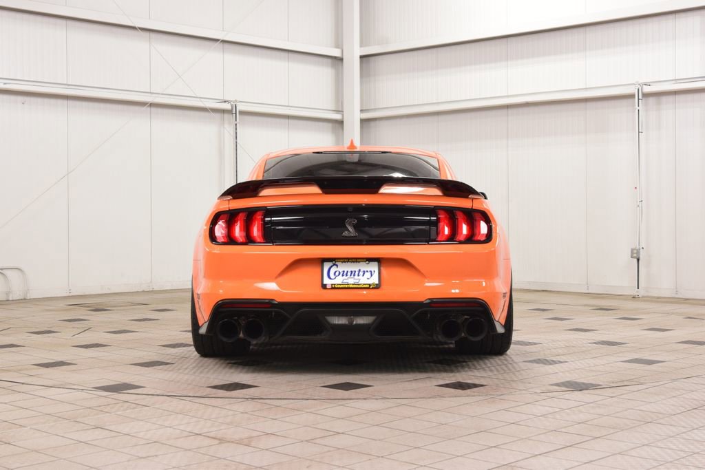 Used 2021 Ford Mustang Shelby GT500 w/ Technology Package RWD image 7