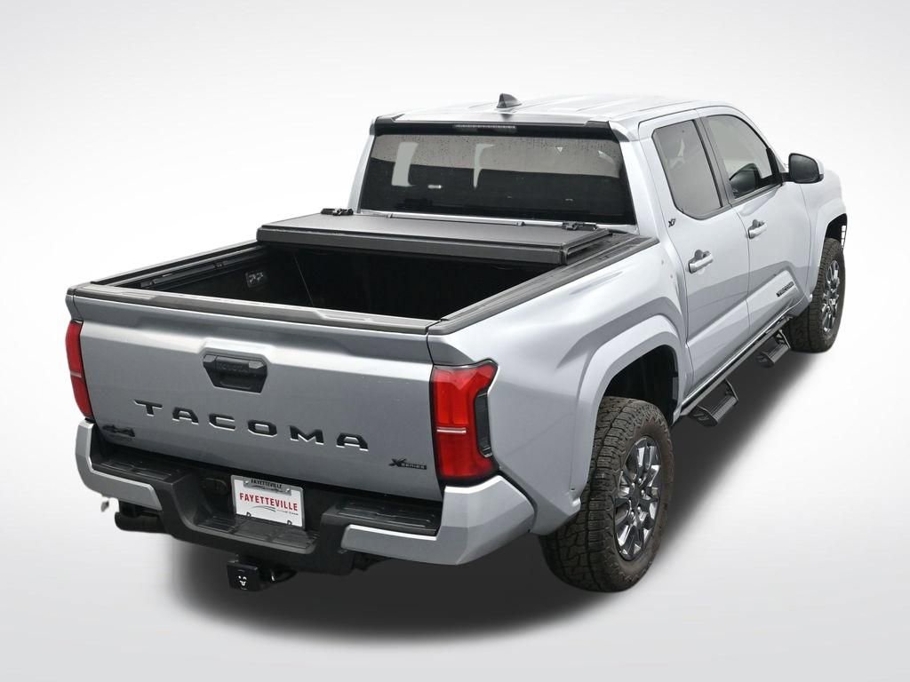 Used 2025 Toyota Tacoma SR5 AWD/4WD image 24