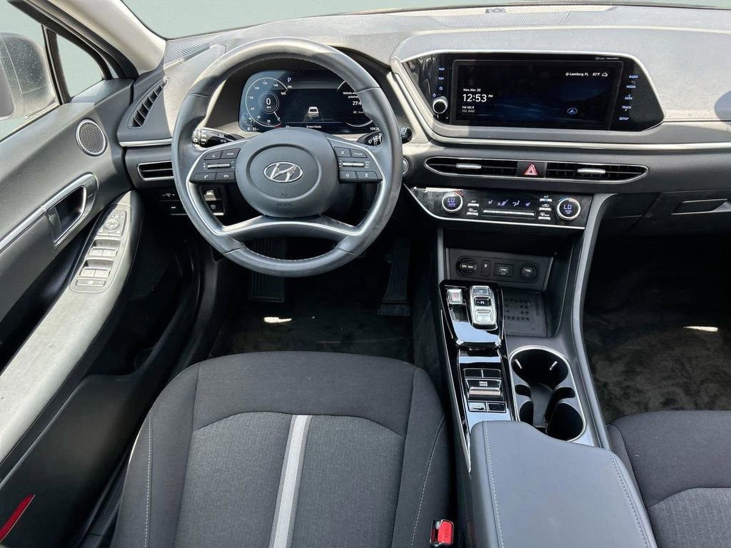 Certified 2023 Hyundai Sonata SEL w/ Convenience Package image 18