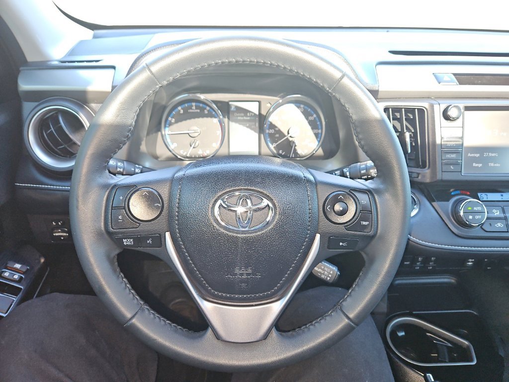 Used 2017 Toyota RAV4 Limited AWD/4WD image 16
