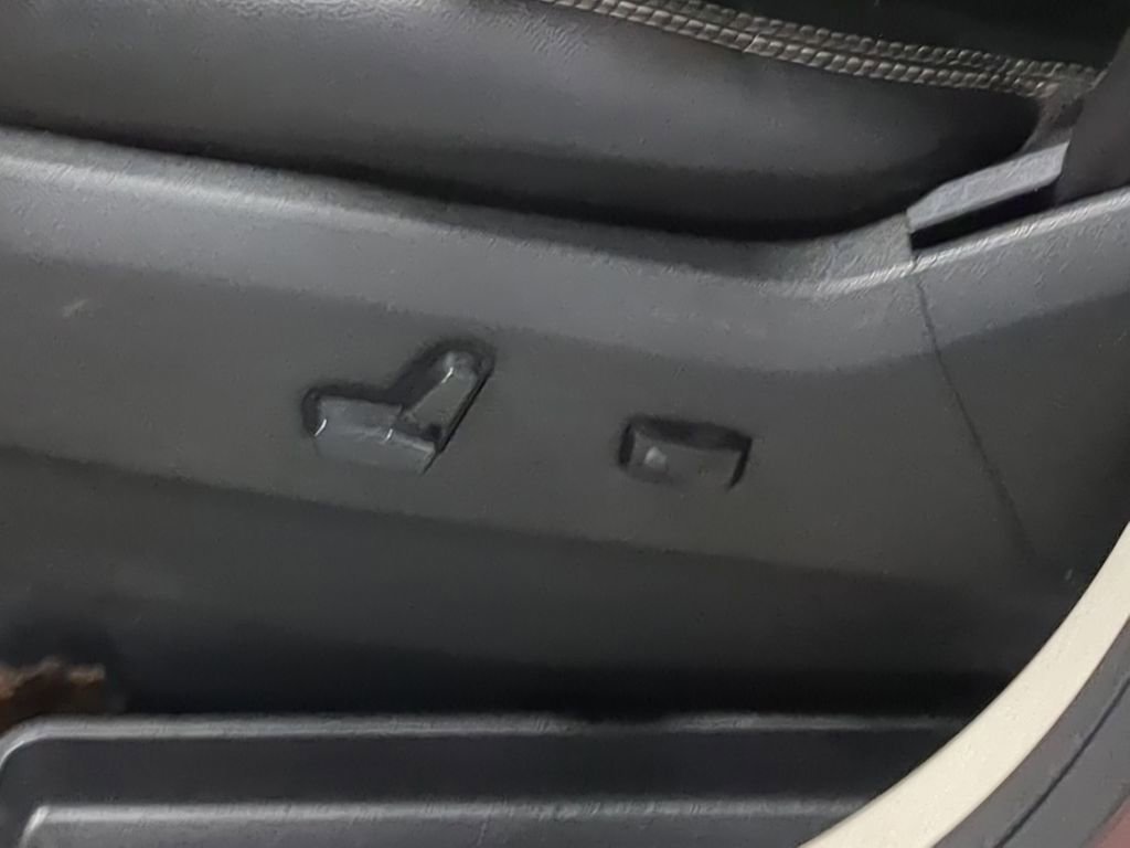 Used 2019 Dodge Grand Caravan SXT FWD image 21