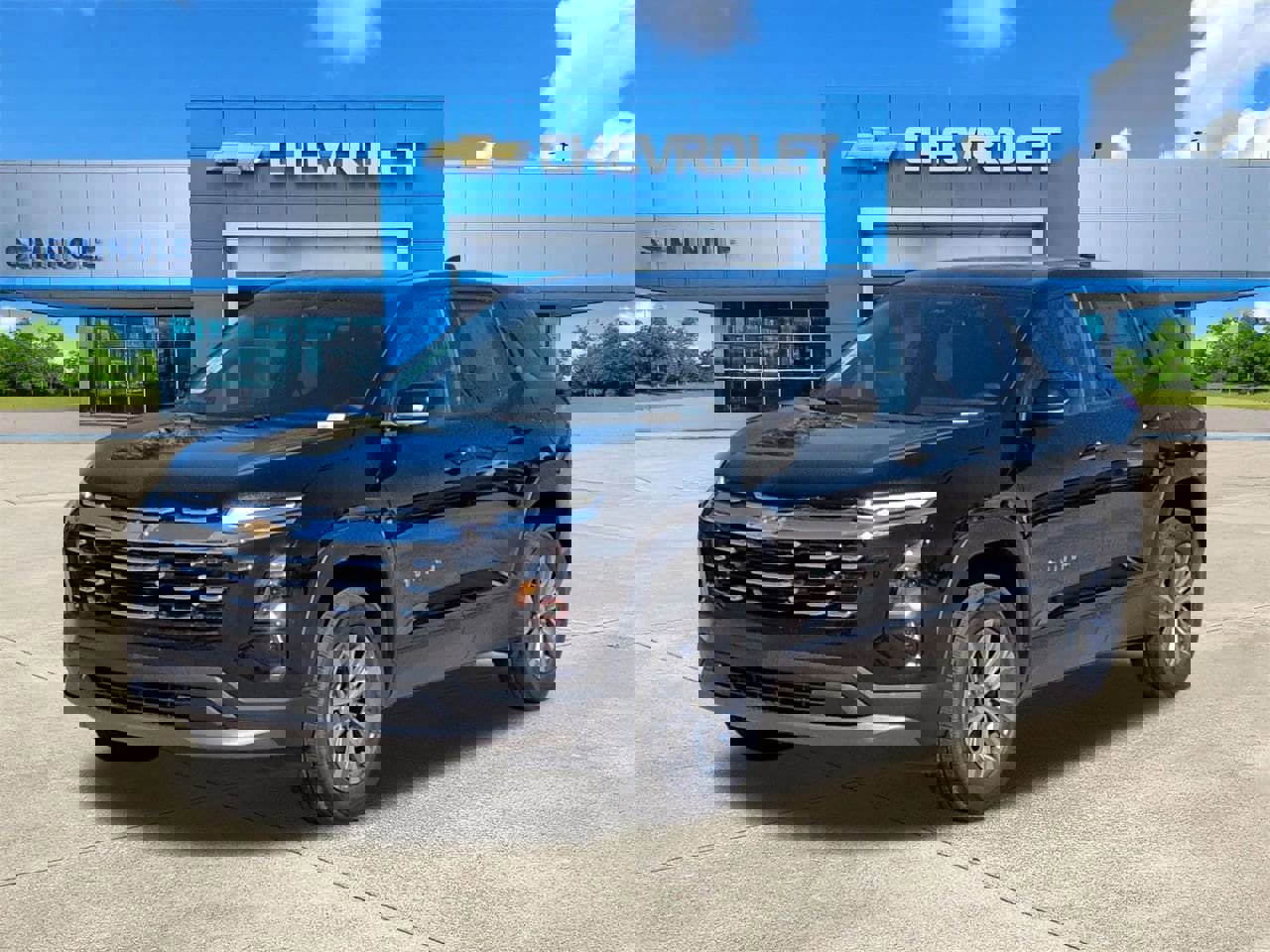 New 2026 Chevrolet Equinox LT image 2