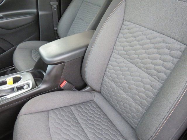 Used 2021 Chevrolet Equinox LT image 17