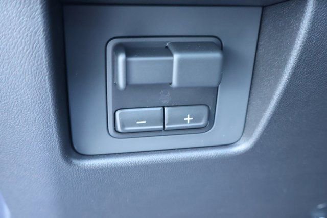 New 2026 GMC Canyon Elevation w/ Convenience Package RWD image 19