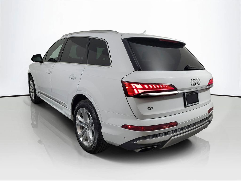 Used 2025 Audi Q7 2.0T Premium AWD/4WD image 4