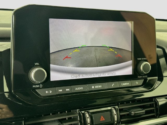 Used 2024 Nissan Pathfinder SV FWD image 13