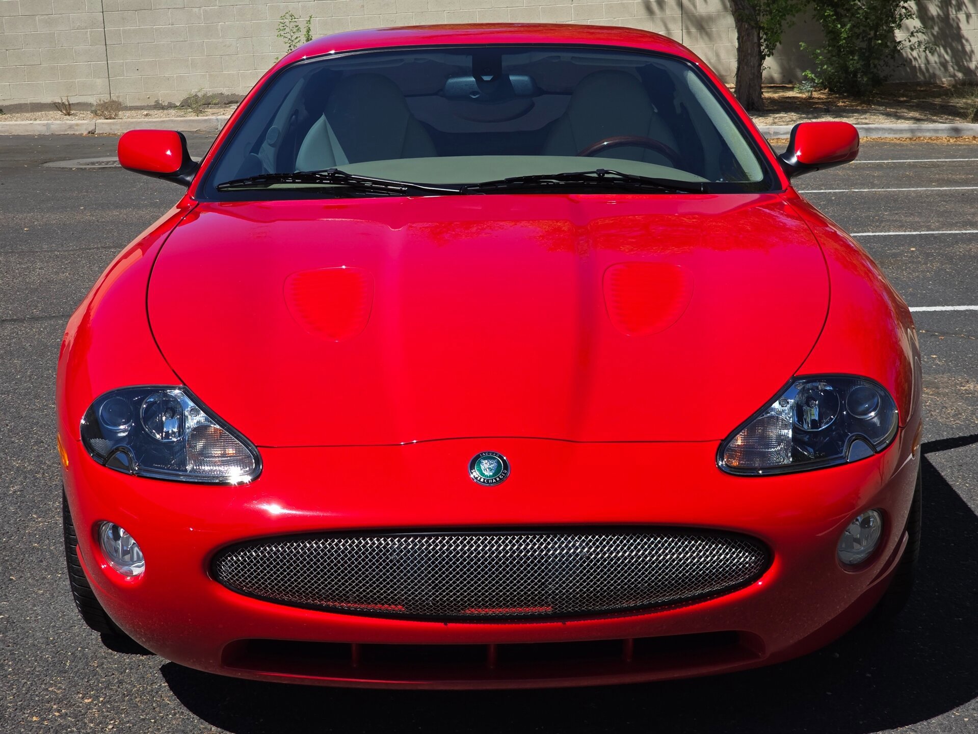 Used 2005 Jaguar XK8 Coupe RWD image 3