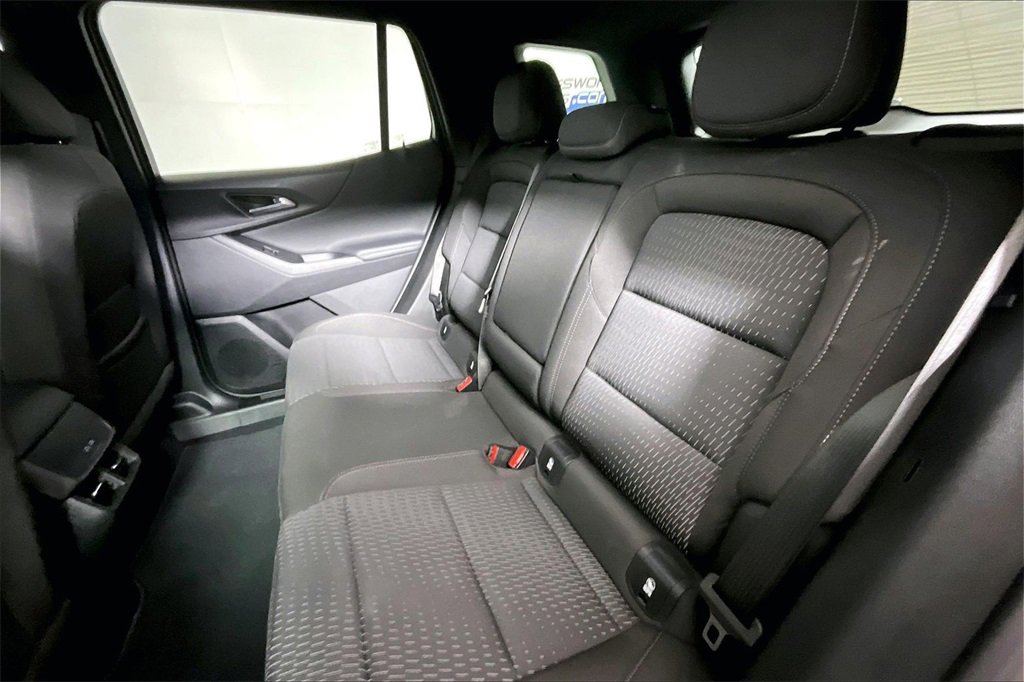 Used 2025 Chevrolet Equinox LT image 21