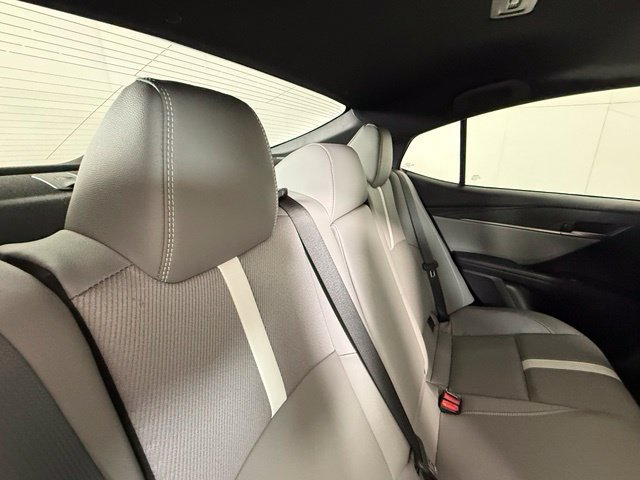 Used 2026 Toyota Camry SE w/ Multimedia Upgrade Package FWD image 27