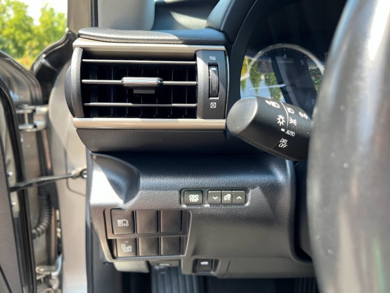 Used 2019 Lexus IS 300 image 10