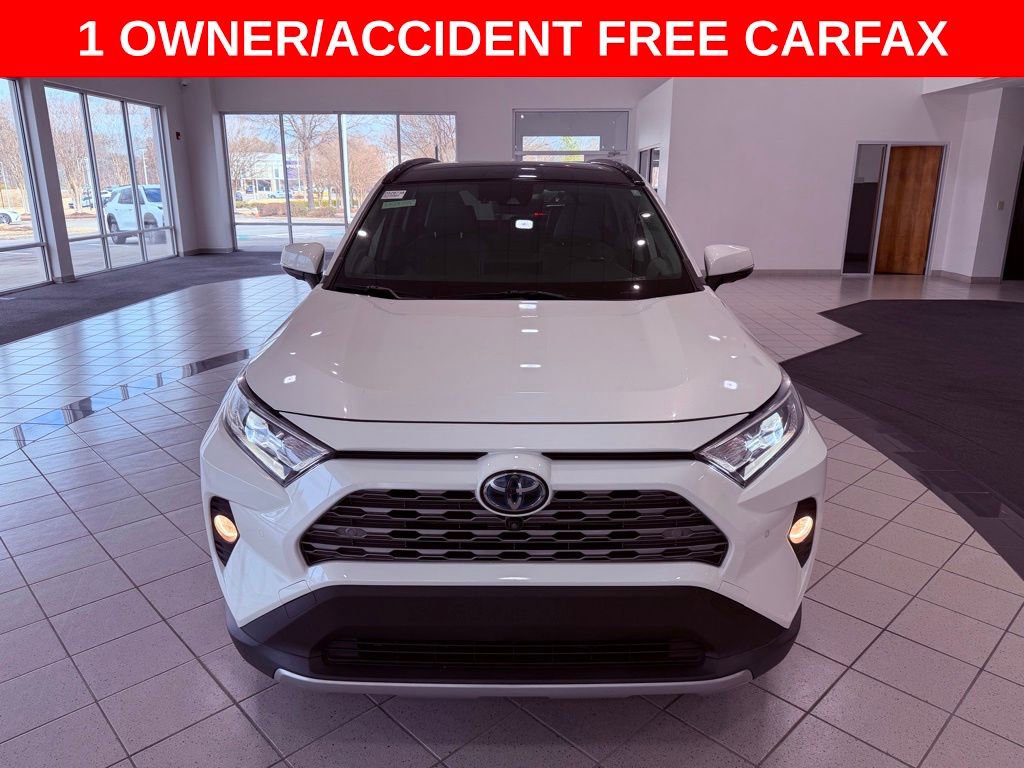 Used 2020 Toyota RAV4 Limited image 2