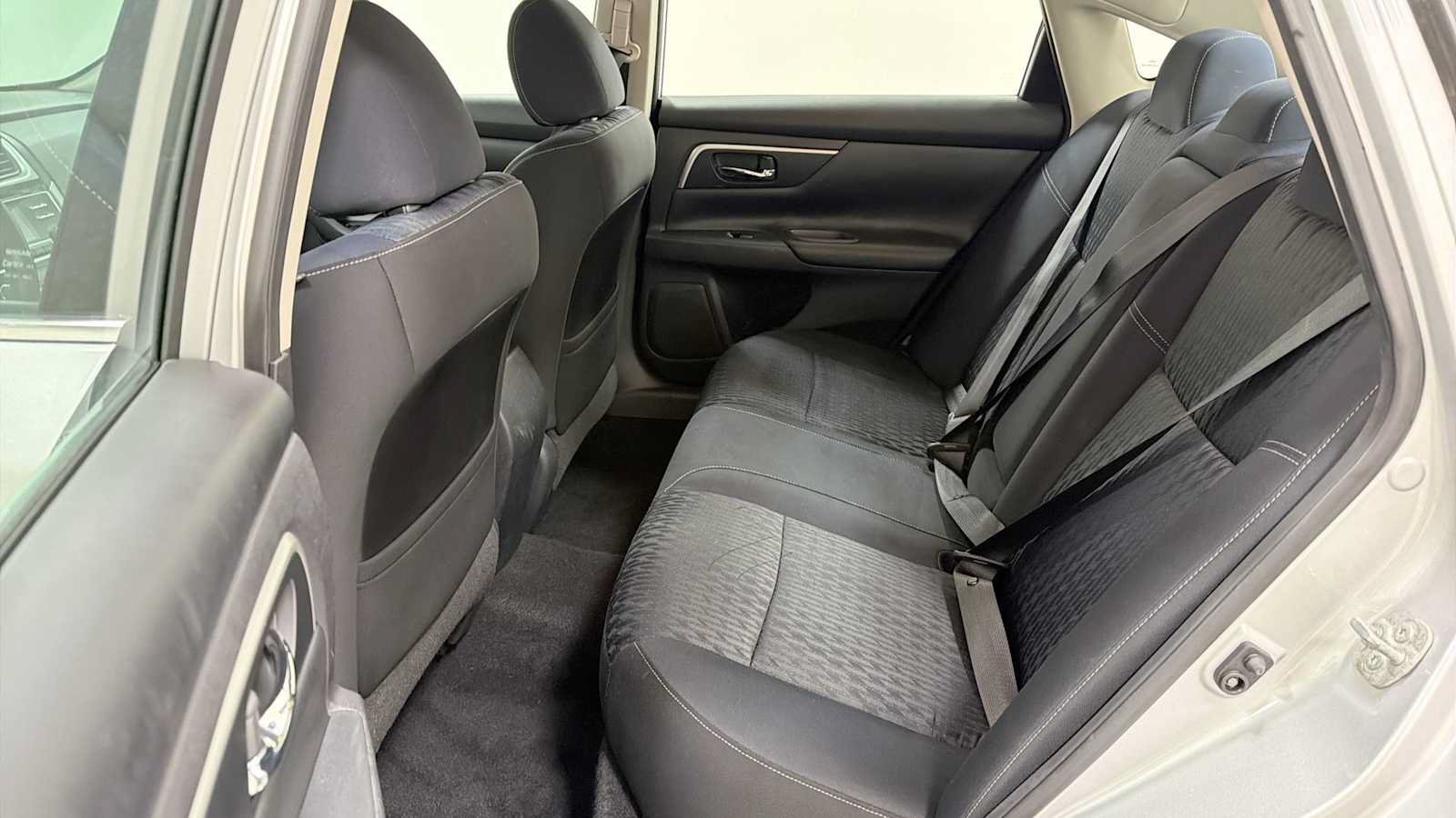 Used 2018 Nissan Altima 2.5 SV FWD image 23