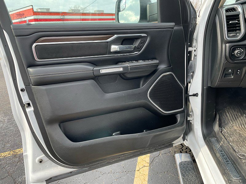 Used 2021 RAM 1500 Laramie image 9