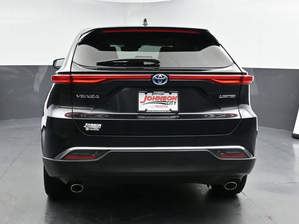 Used 2023 Toyota Venza Limited AWD/4WD image 7