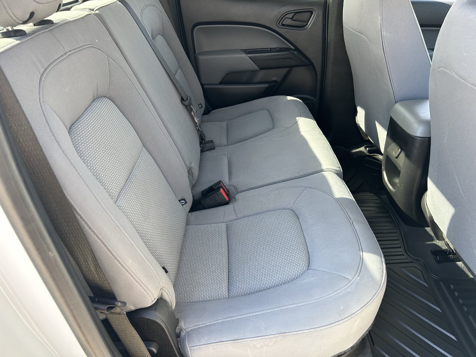 Used 2020 Chevrolet Colorado W/T w/ WT Convenience Package RWD image 14