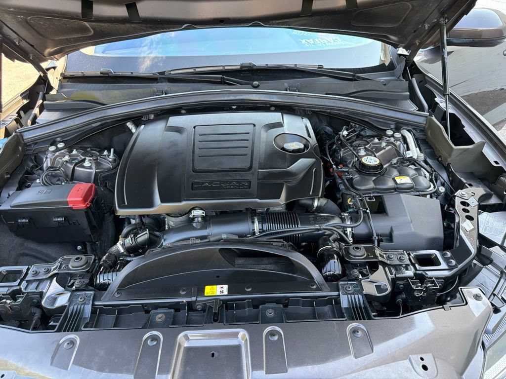 Used 2021 Jaguar F-PACE AWD/4WD image 36
