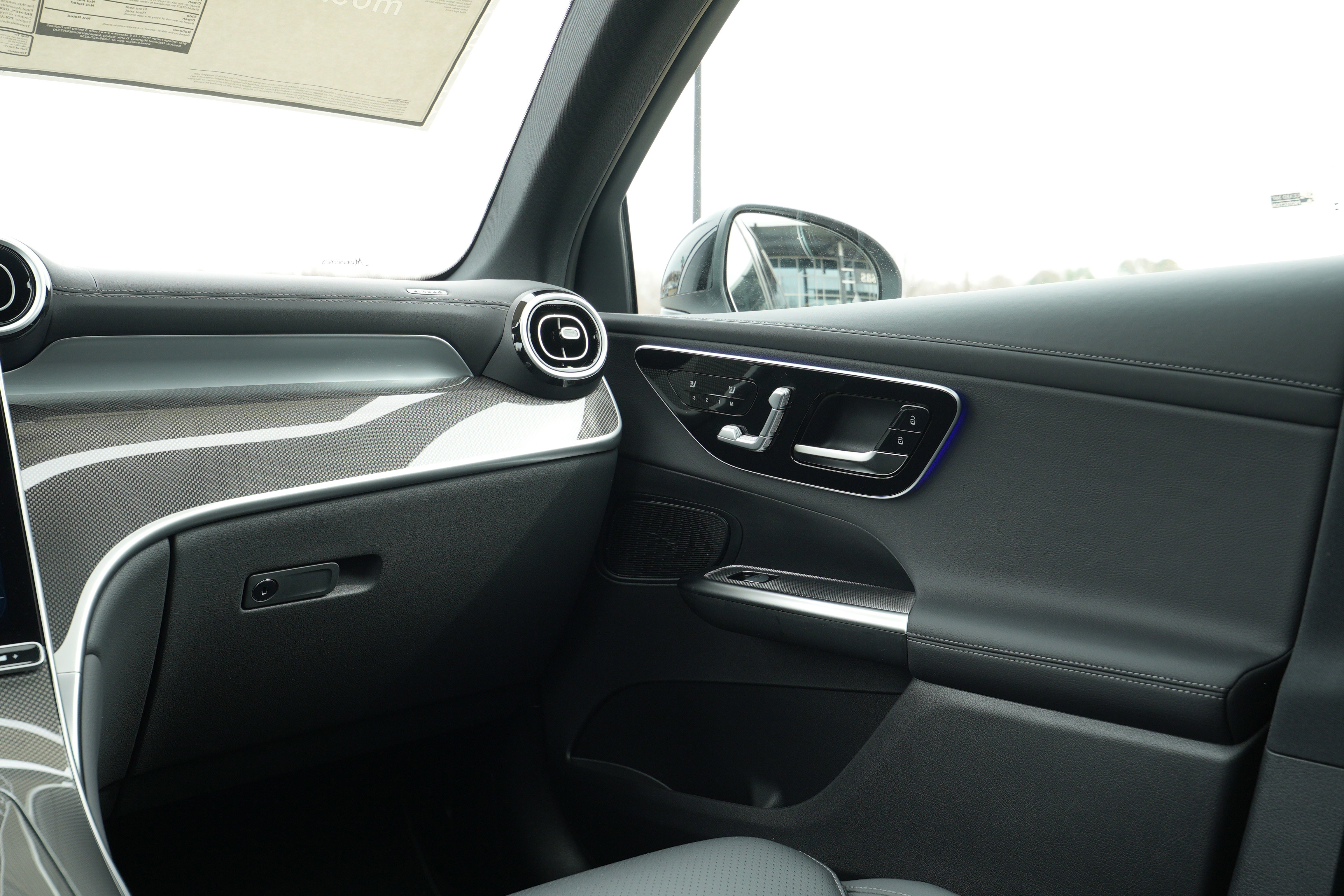 New 2026 Mercedes-Benz GLC 300 4MATIC image 24