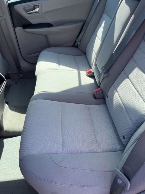 Used 2017 Toyota Camry LE FWD image 10