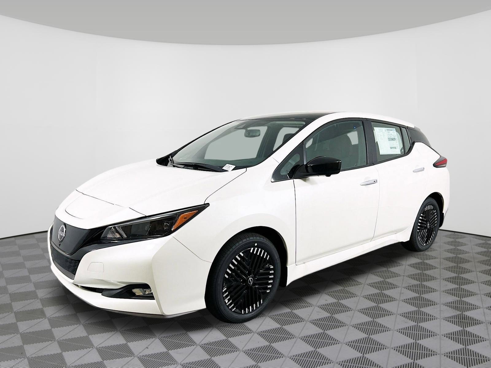 New 2025 Nissan Leaf SV Plus FWD image 2