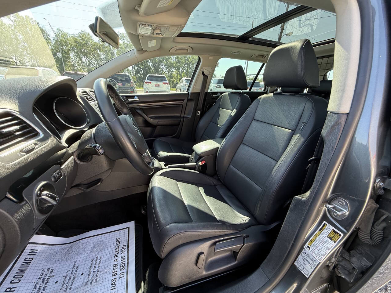 Used 2014 Volkswagen Jetta SE FWD image 23