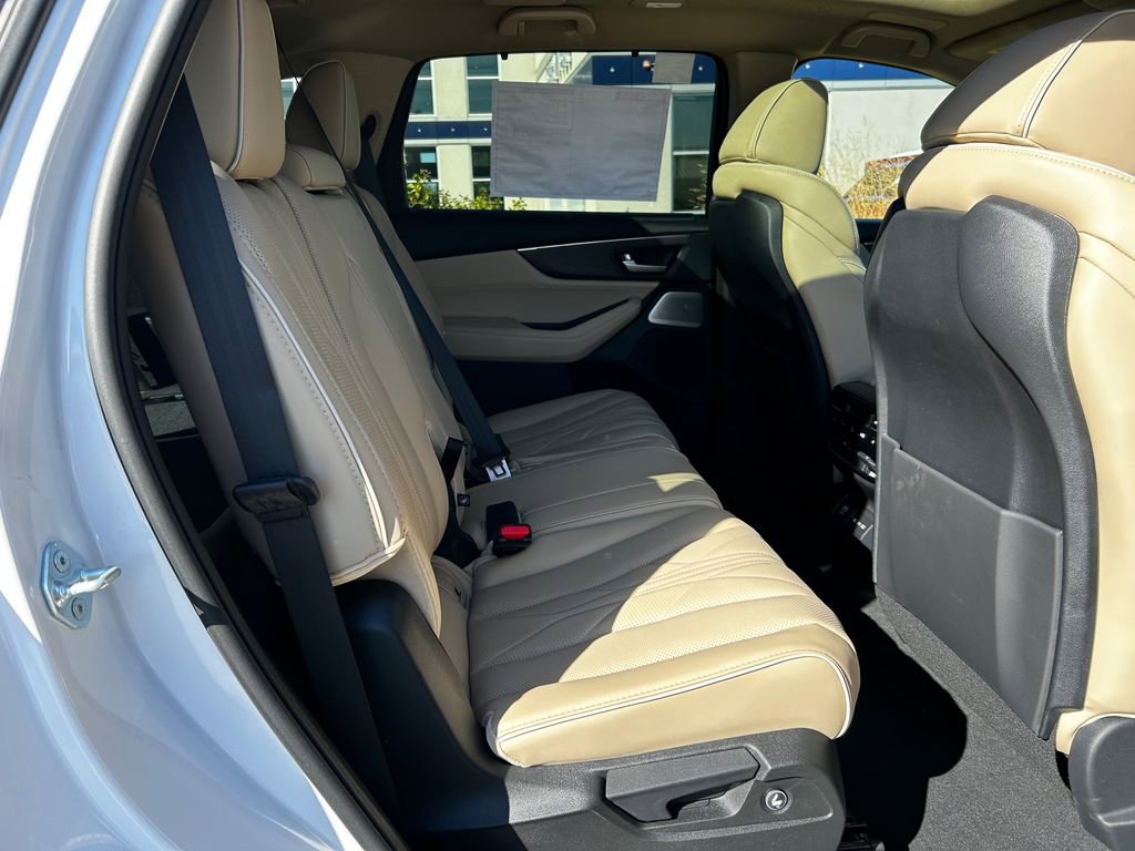 New 2026 Acura MDX w/ Advance Package image 7