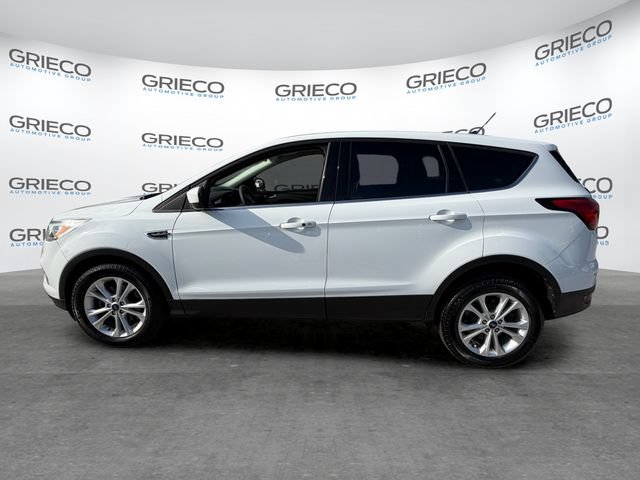 Certified 2019 Ford Escape SE FWD image 4