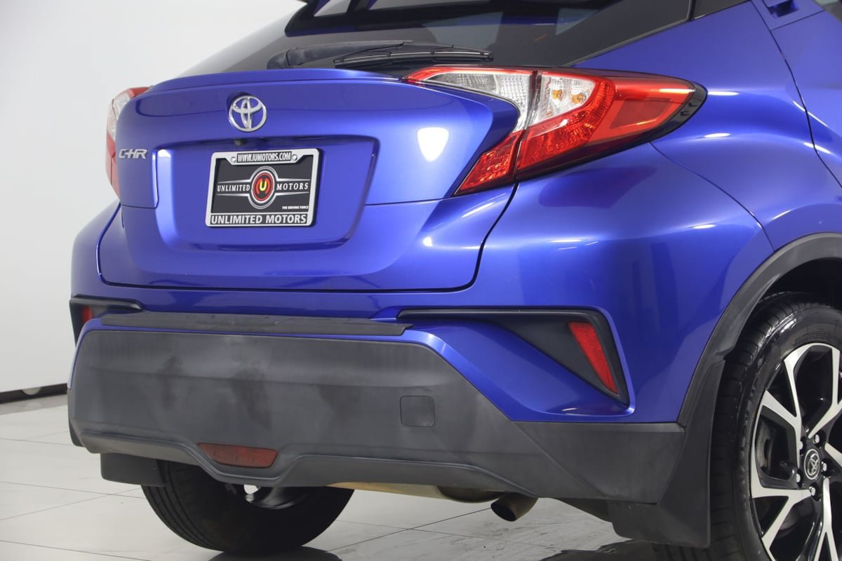 Used 2018 Toyota C-HR XLE FWD image 40