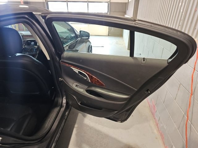 Used 2013 Buick LaCrosse Premium FWD image 22