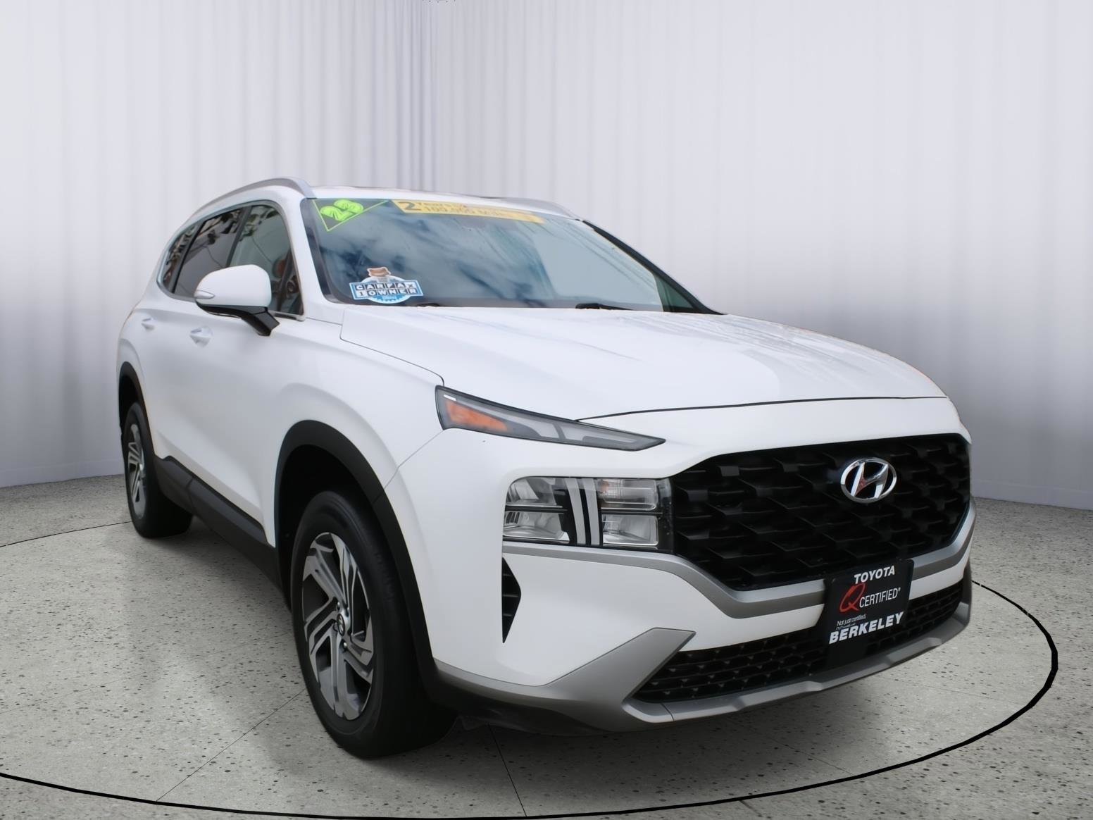 Used 2023 Hyundai Santa Fe SEL image 1