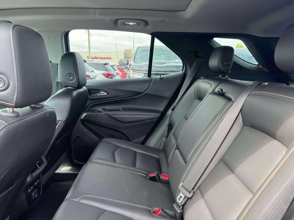 Used 2019 Chevrolet Equinox Premier AWD/4WD image 12