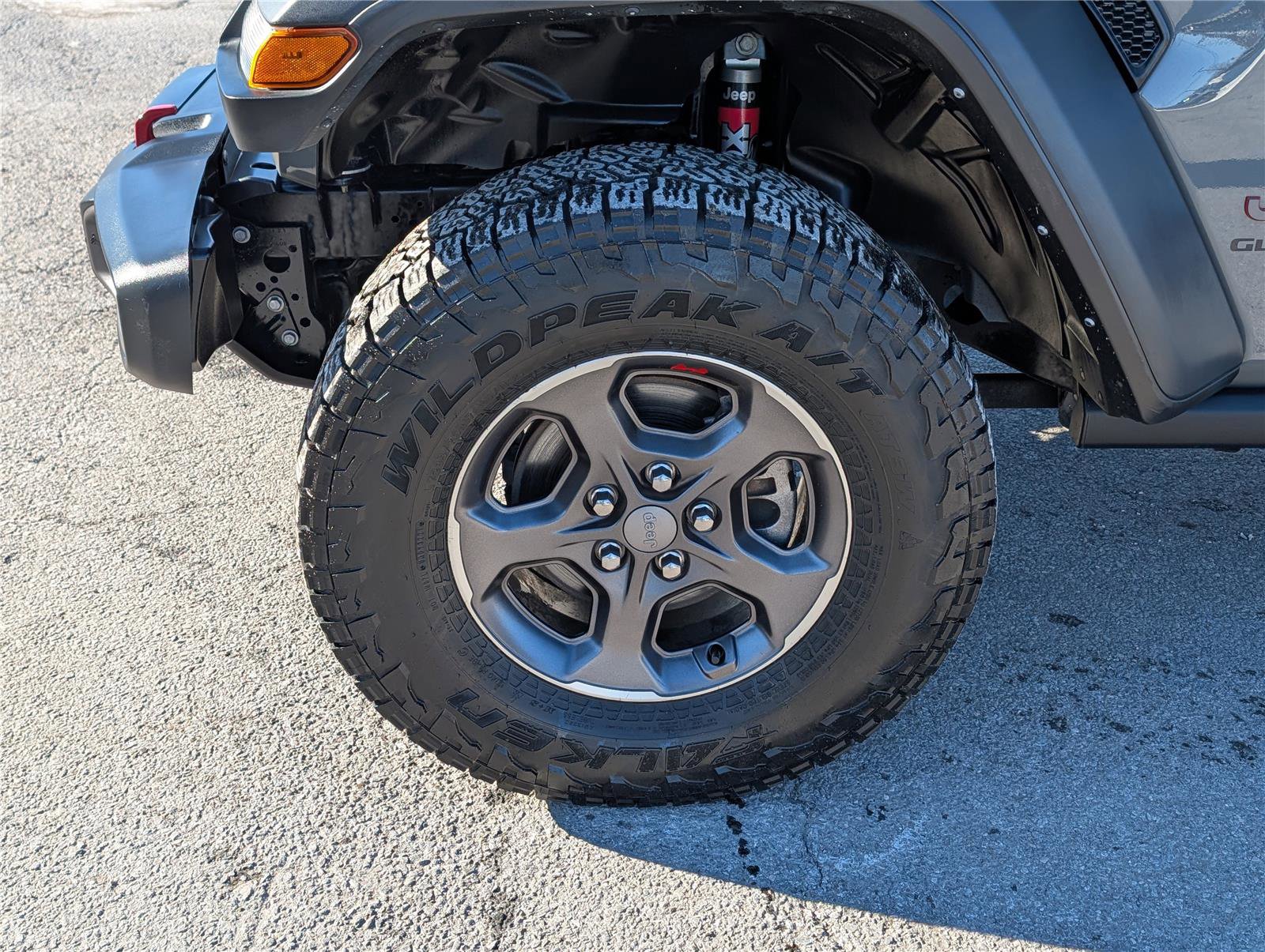 Used 2022 Jeep Gladiator Rubicon w/ Cold Weather Group image 9