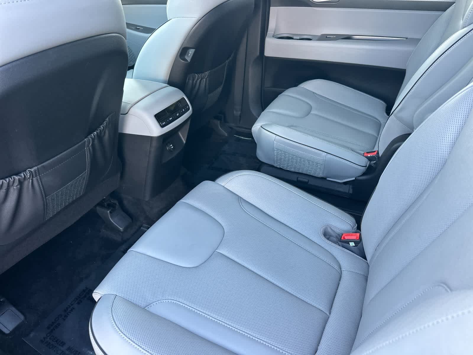 Certified 2024 Hyundai Palisade SEL FWD image 5
