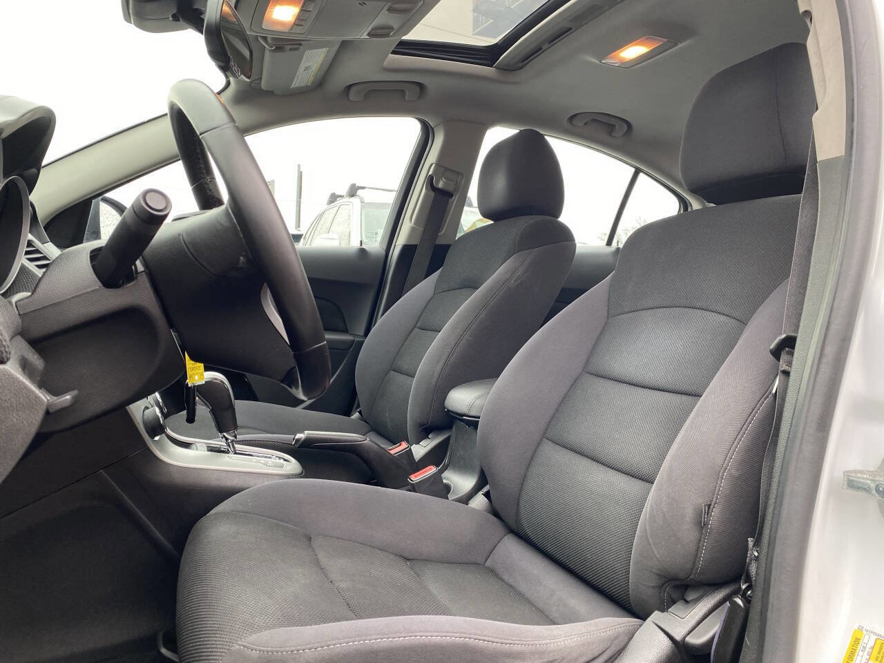 Used 2014 Chevrolet Cruze LT w/ All-Star Edition FWD image 12