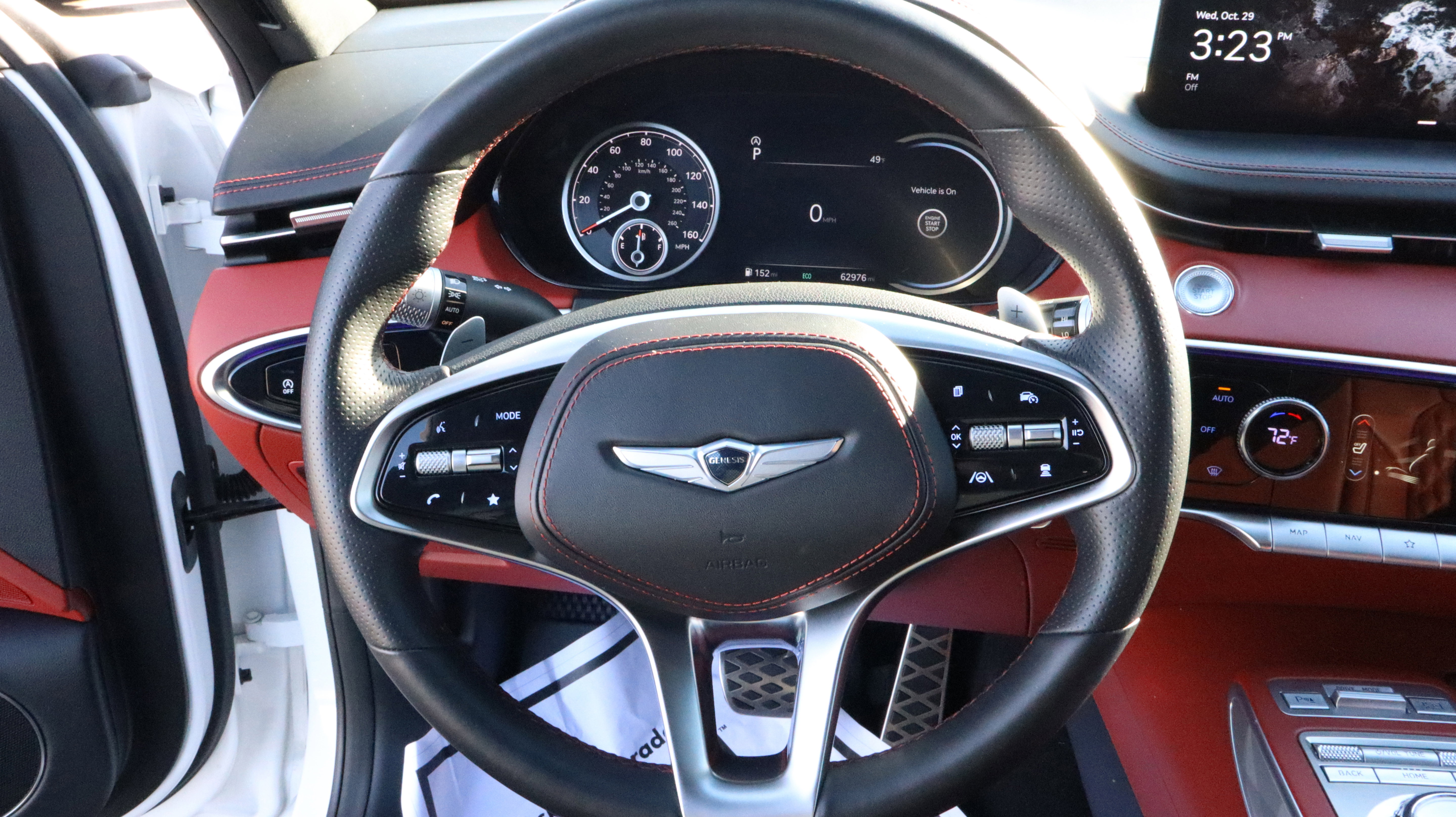 Used 2022 Genesis GV70 3.5T Sport w/ Sport Advanced Package image 16