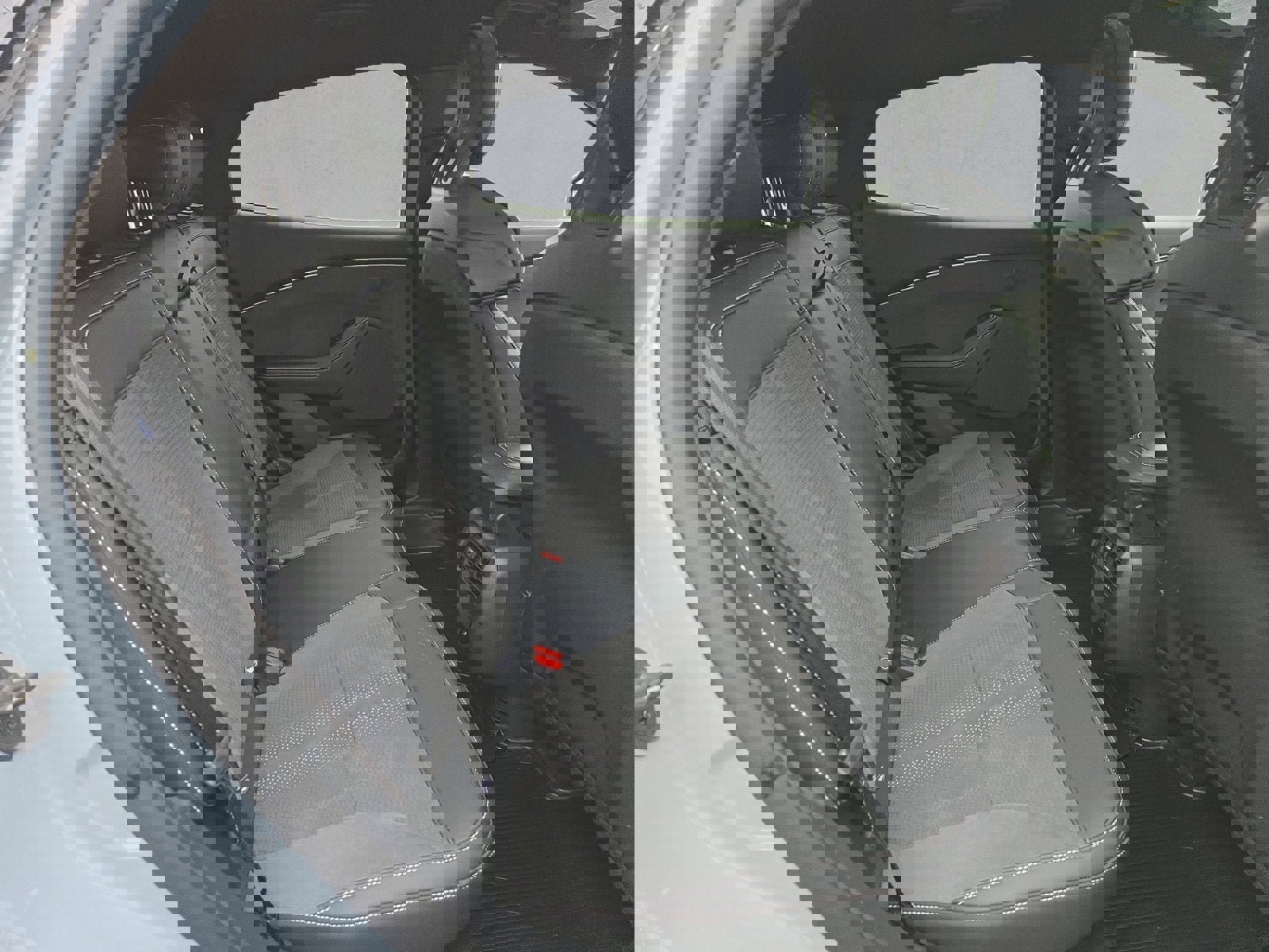 Certified 2025 Ford Mustang Mach-E GT image 24