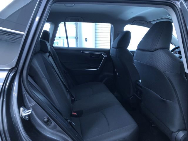 Certified 2022 Toyota RAV4 LE image 21