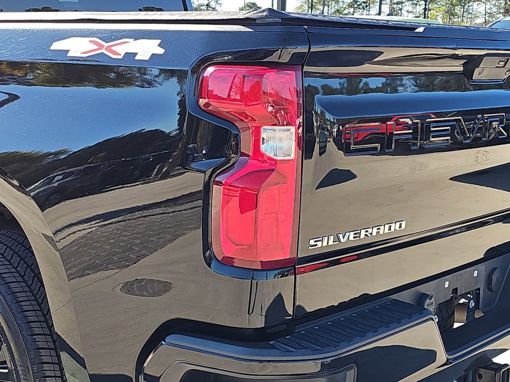 Used 2022 Chevrolet Silverado 1500 Custom image 37