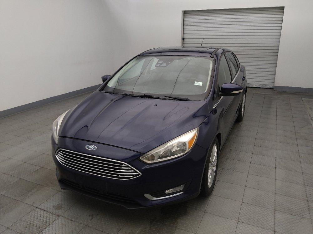 Used 2017 Ford Focus Titanium w/ Titanium Technology Package FWD image 15