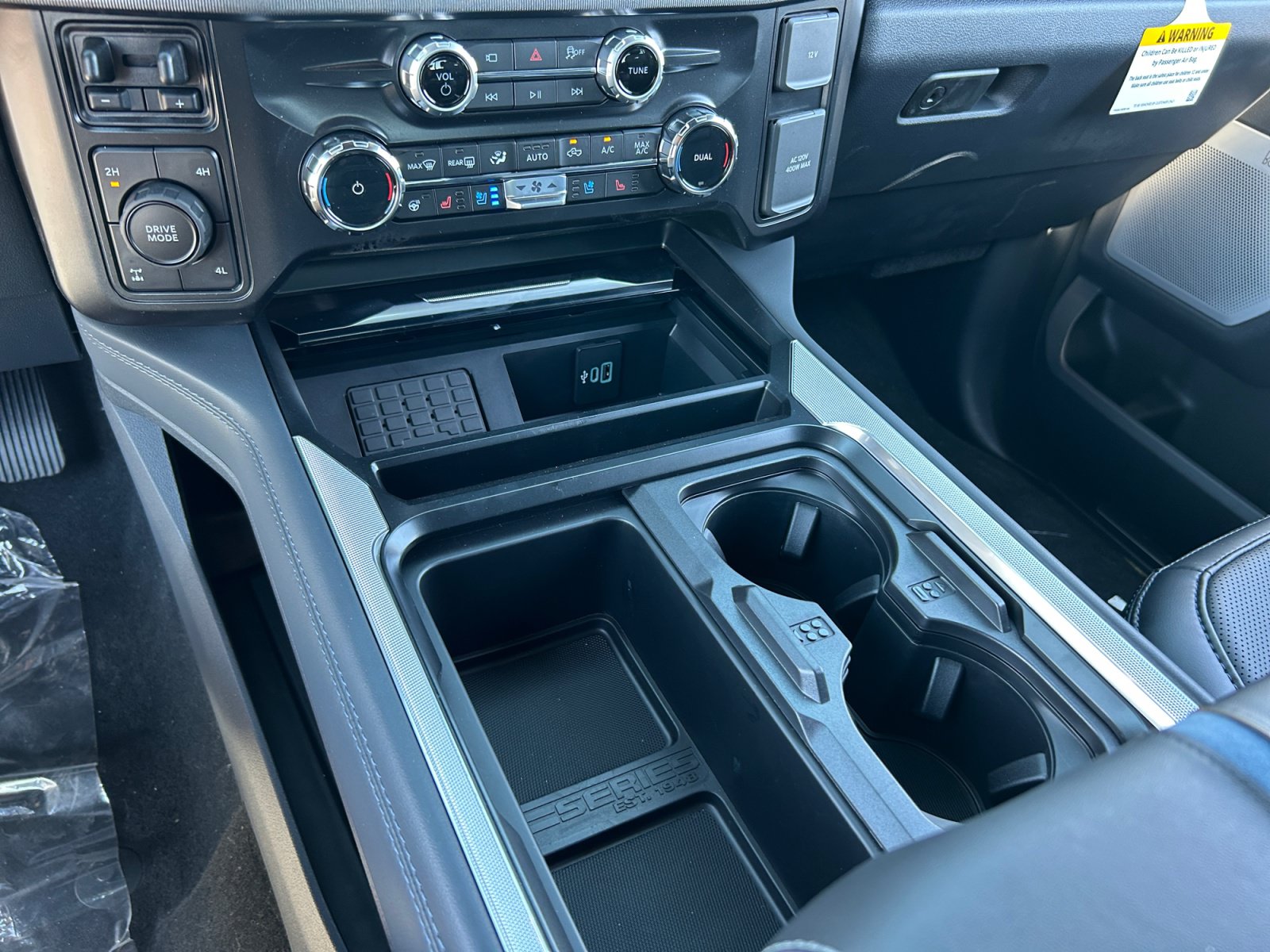 New 2026 Ford F250 Platinum AWD/4WD image 15