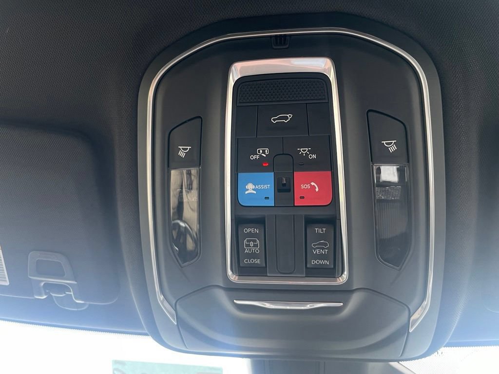 New 2026 Jeep Grand Cherokee Laredo X AWD/4WD image 22