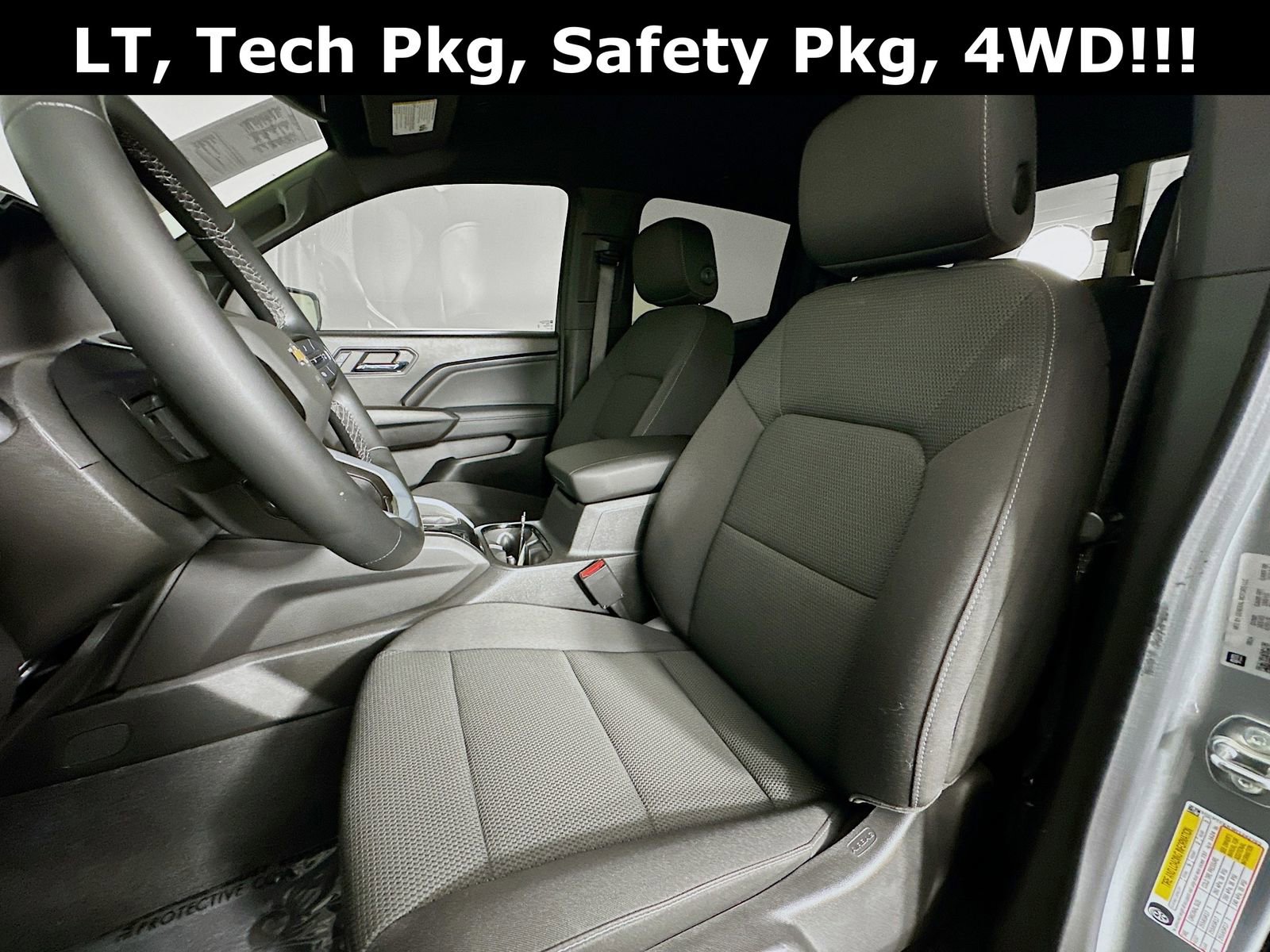 Used 2024 Chevrolet Colorado LT w/ LT Convenience Package II image 22