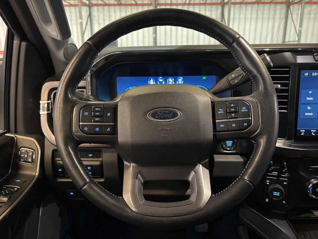 Used 2024 Ford F350 Lariat w/ Chrome Package image 30